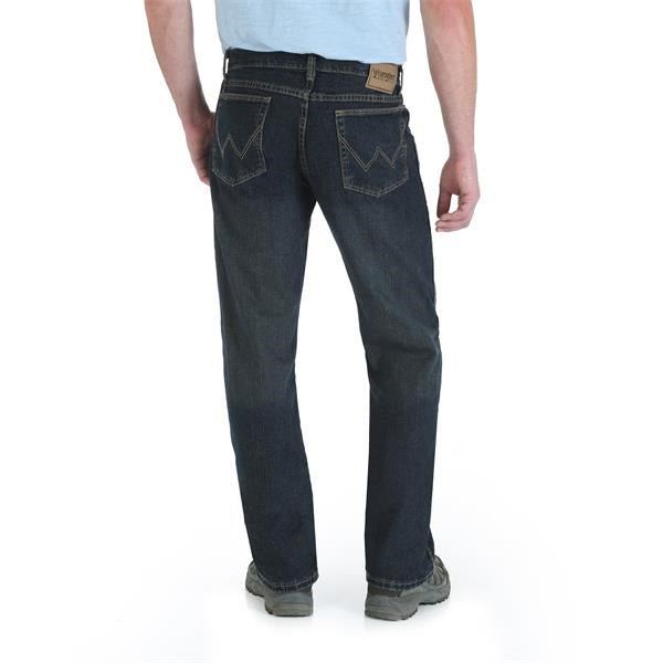 Wrangler Rugged Relaxed Mid Rise Straight Fit Jeans