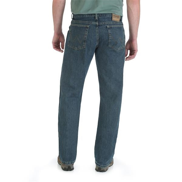 Wrangler Rugged Relaxed Mid Rise Straight Fit Jeans